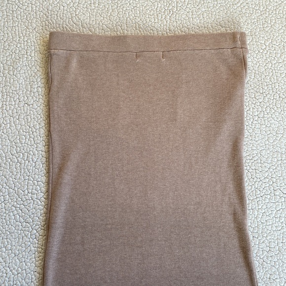 NWT Retrology Beige Tan Sweater Skirt, Size medium - Picture 9 of 10